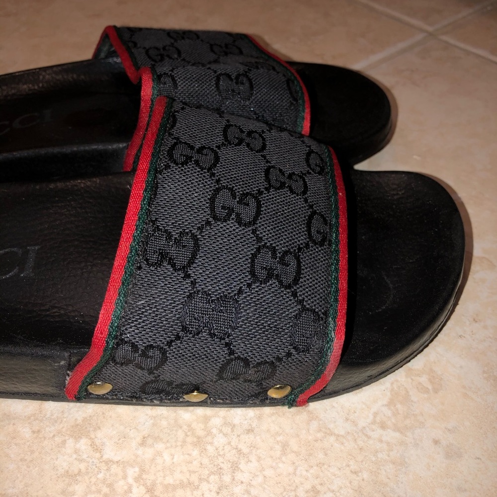 slides - Picture 2 of 3